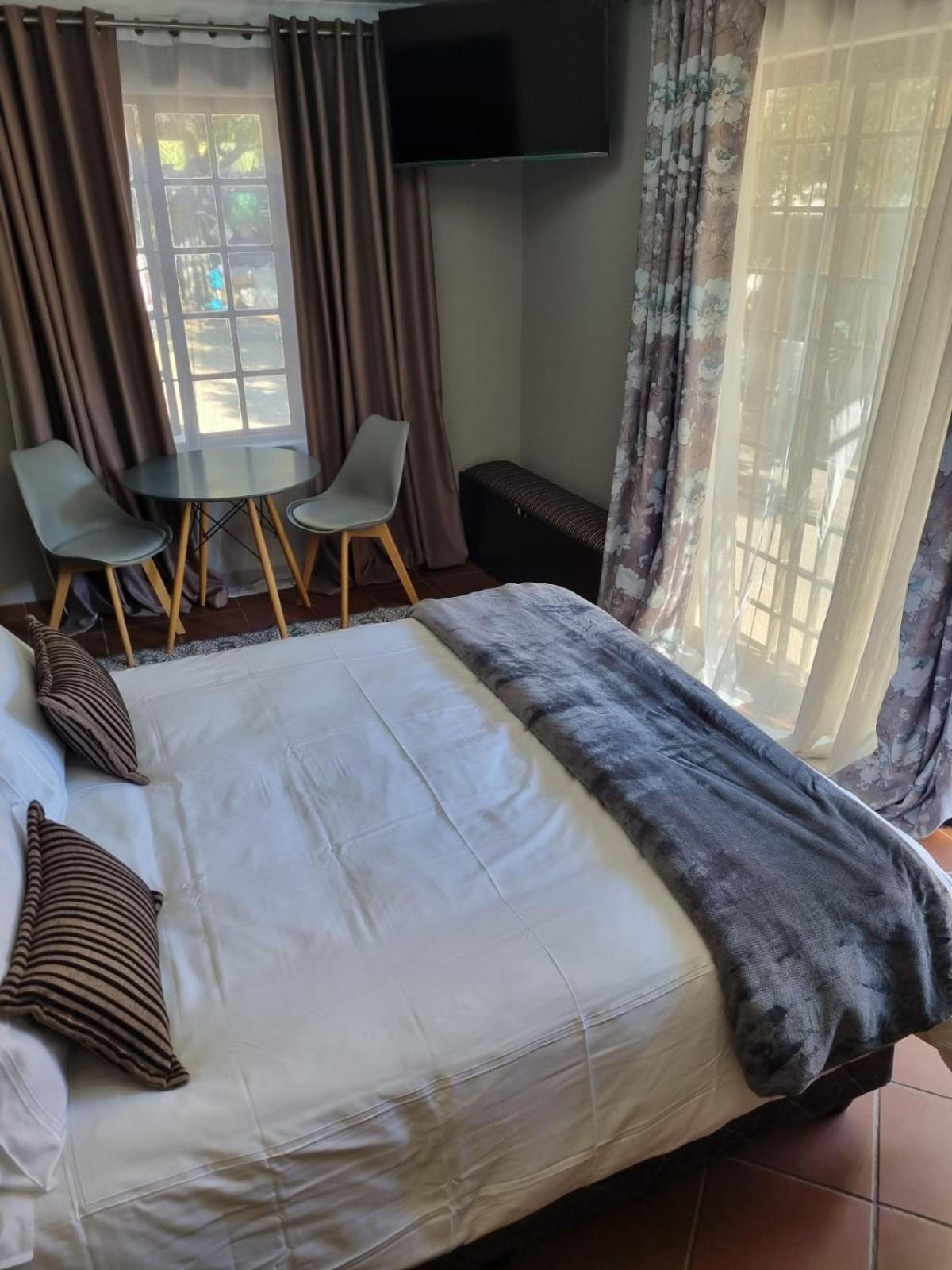 Apartamento Lady Smith Self Catering Units Bloemfontein
